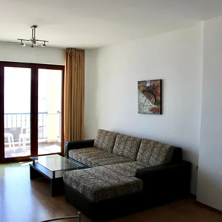 Menada Rocamar Apartment Tsarevo